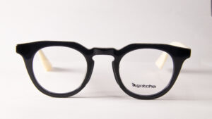 Lentes Ópticos Gotcha Blanco y Negro de Acetato